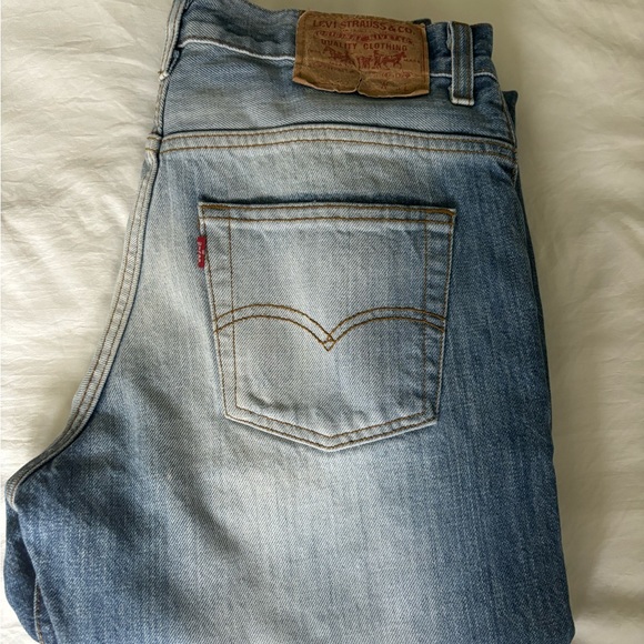 Vintage Levi’s Faded Flare Jeans - Picture 2 of 10
